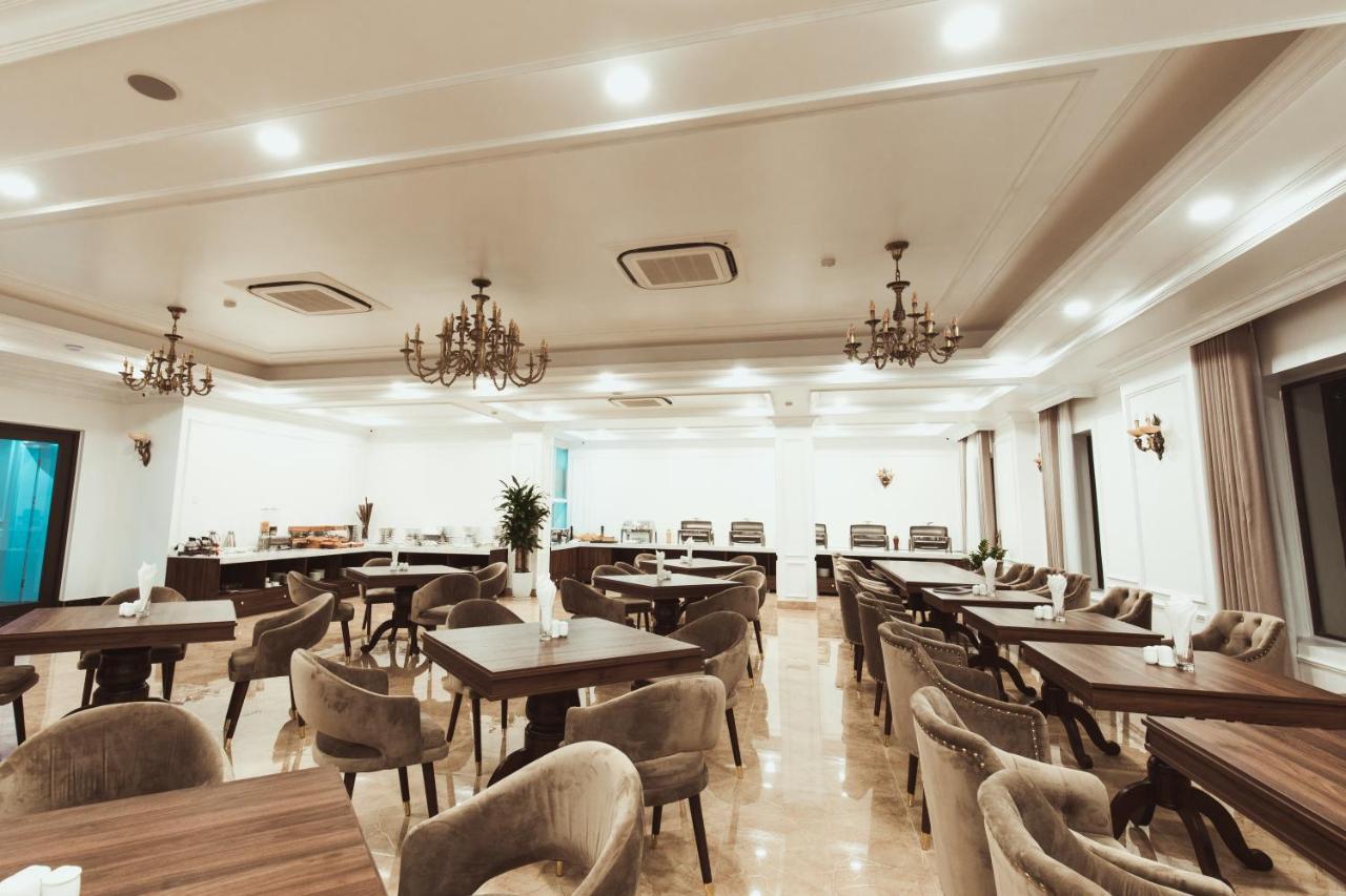 Viet 4 Seasons Hotel Hai Phong Exterior foto